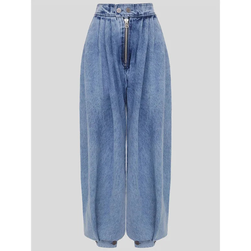 High Waist. Wide Leg. Bleach-Washed Denim. Worn Loose, Worn Right. | Minimalist Streetwear | Craftklart