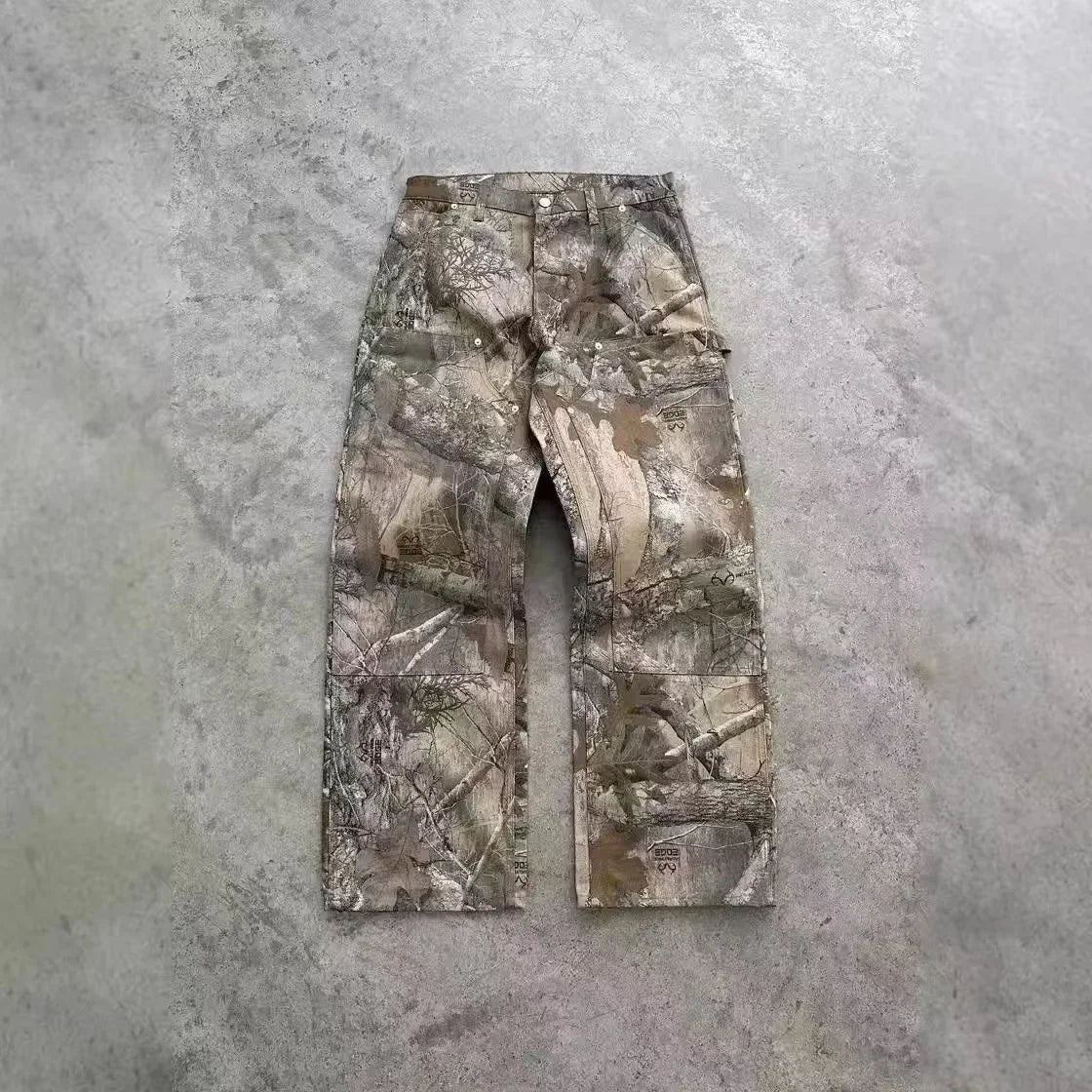 Women's Akimbo Camouflage Leaf Loose Streetwear Set