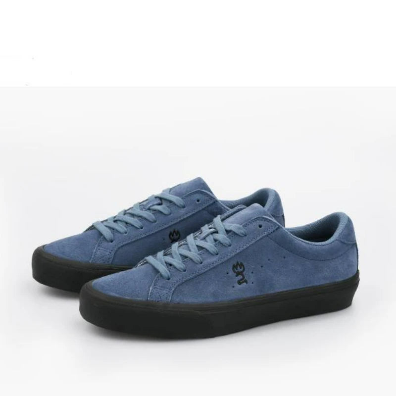 Streetwear Suede LeatherSkate Shoe - Premium Sneakers from Craftklart.store - Just $53.58! Shop now at Craftklart.store