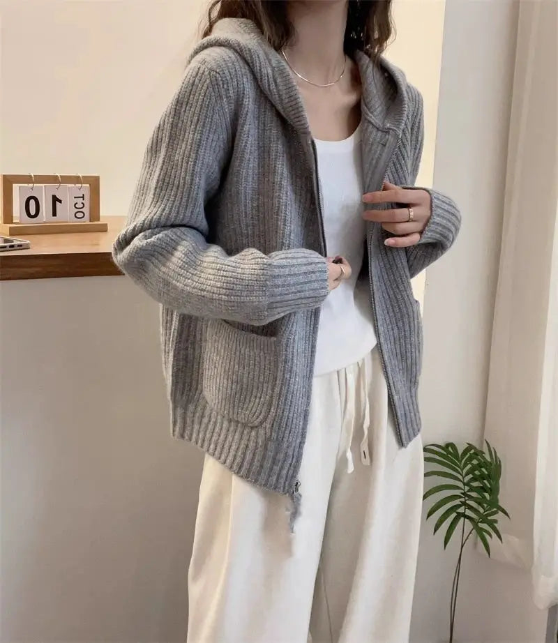 Loose 100% Wool Knitted Womens Hooded Cardigan