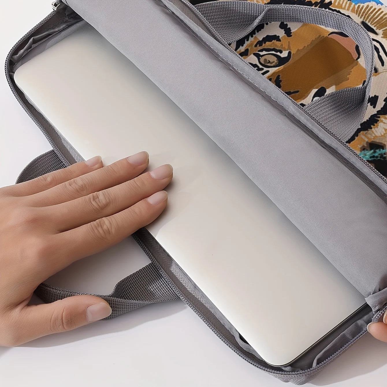Tiger Patterned Laptop Bag suitable for 14 inch laptops - Premium Laptop Bag from Craftklart Dropship - Just $6.40! Shop now at Craftklart.store