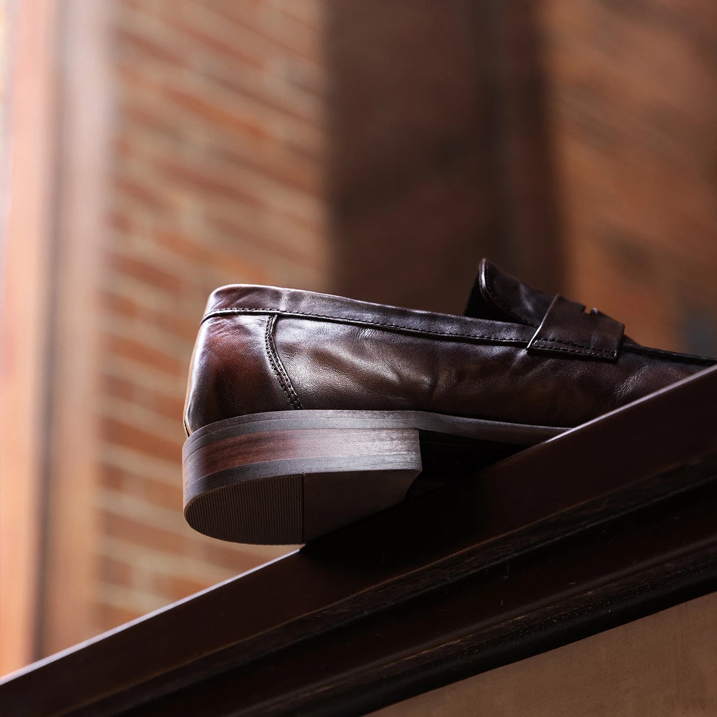 British Styled Genuine Leather Comfortable Soft Sole Low Cut Loafers