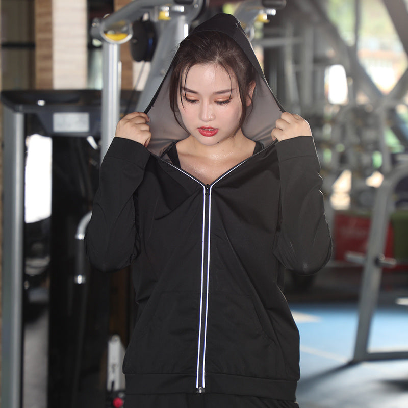 Women In Oversized Sweat Suits And Tracksuits - Craftklart.store