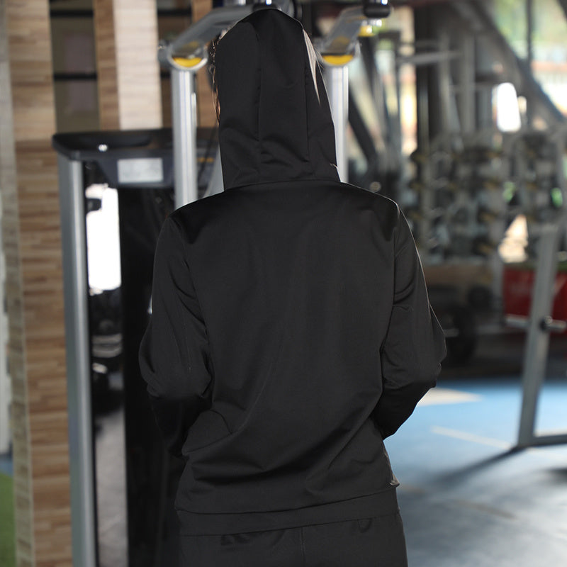 Women In Oversized Sweat Suits And Tracksuits - Craftklart.store