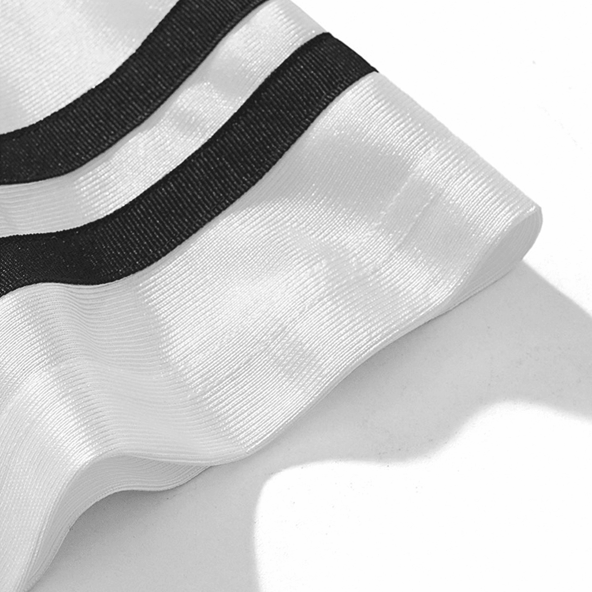 Contrast cut-out V-neck T-shirt by Craftklart featuring oversized fit and 240GSM fabric, urban streetwear style.