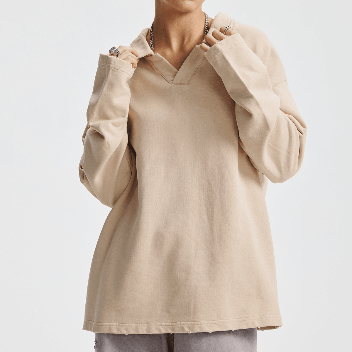 Oversized heavyweight long-sleeve shirt with a collar from Urban Fashion & Streetwear by Craftklart, shown in black with a relaxed fit.