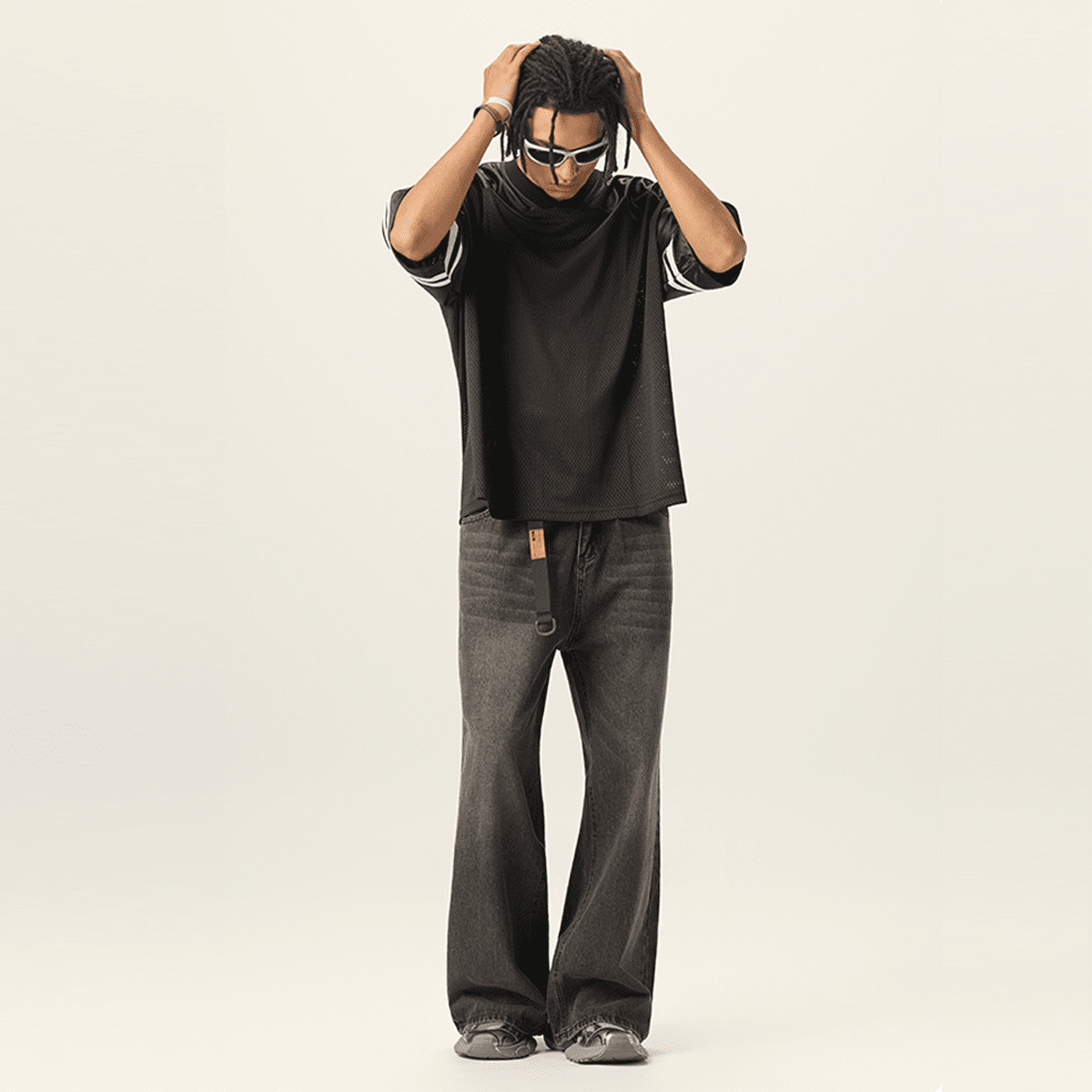 Urban Fashion Contrast Cut-Out V-Neck T-Shirt in oversized fit with 240GSM fabric, featuring stylish cut-out details.