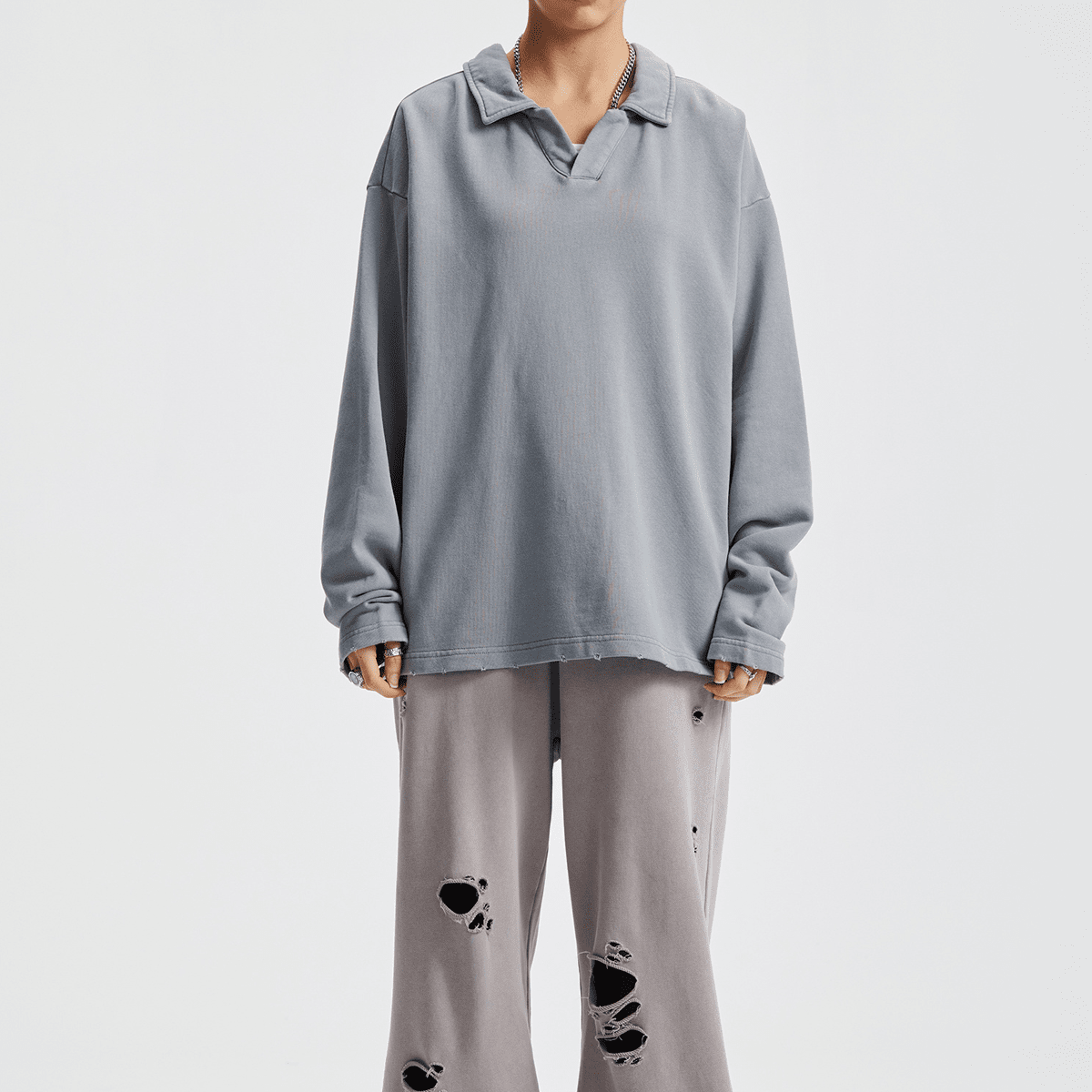 Oversized heavyweight long-sleeve shirt with collar from Urban Fashion & Streetwear Craftklart, shown in black with a relaxed fit.