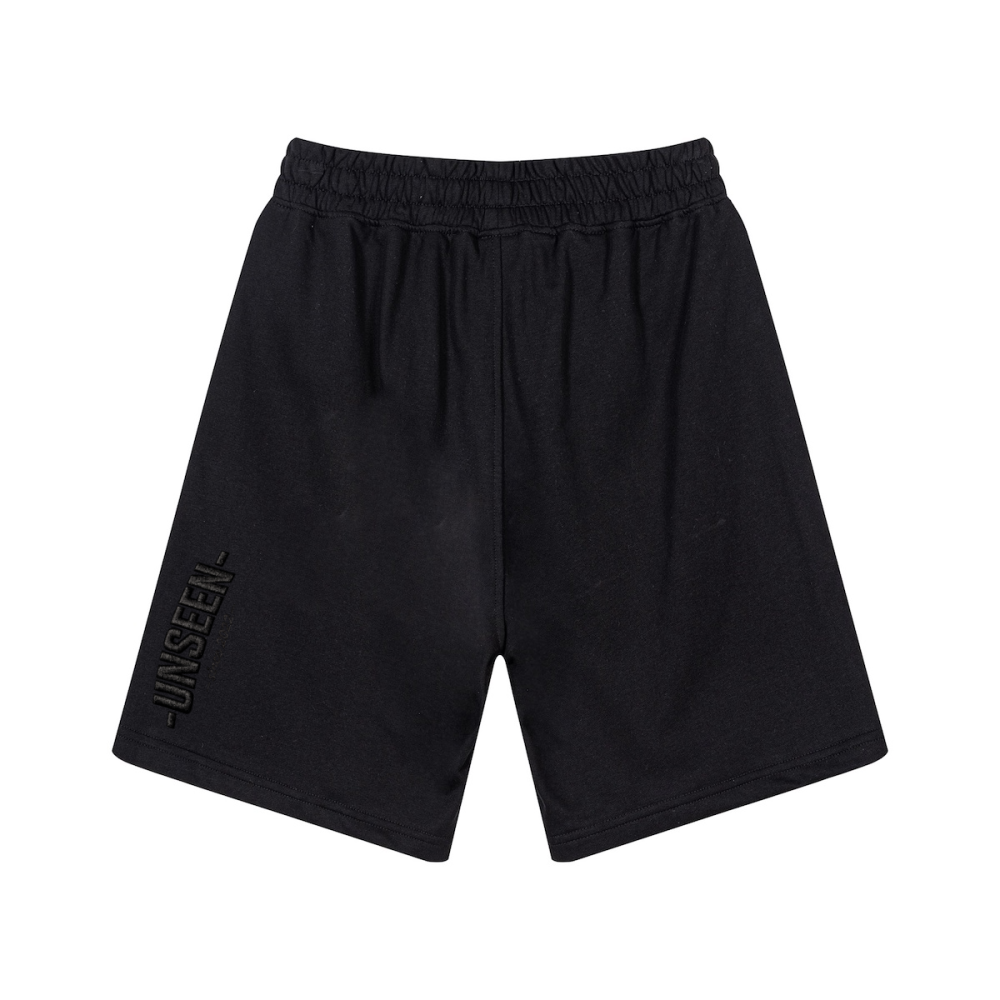 Back view of Craftklart heavyweight sweat shorts in 280GSM, showcasing comfortable fit and stylish design.