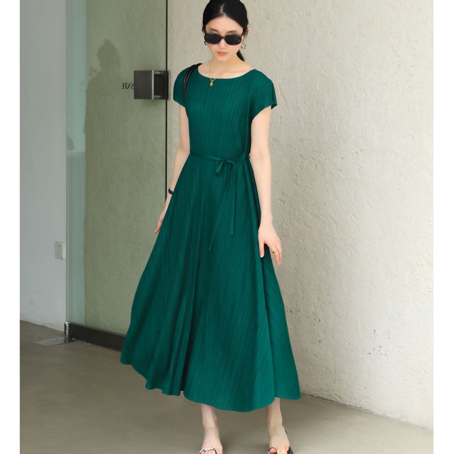 Pleated Urban Lady's Charming Commute Slimming Belted Dress