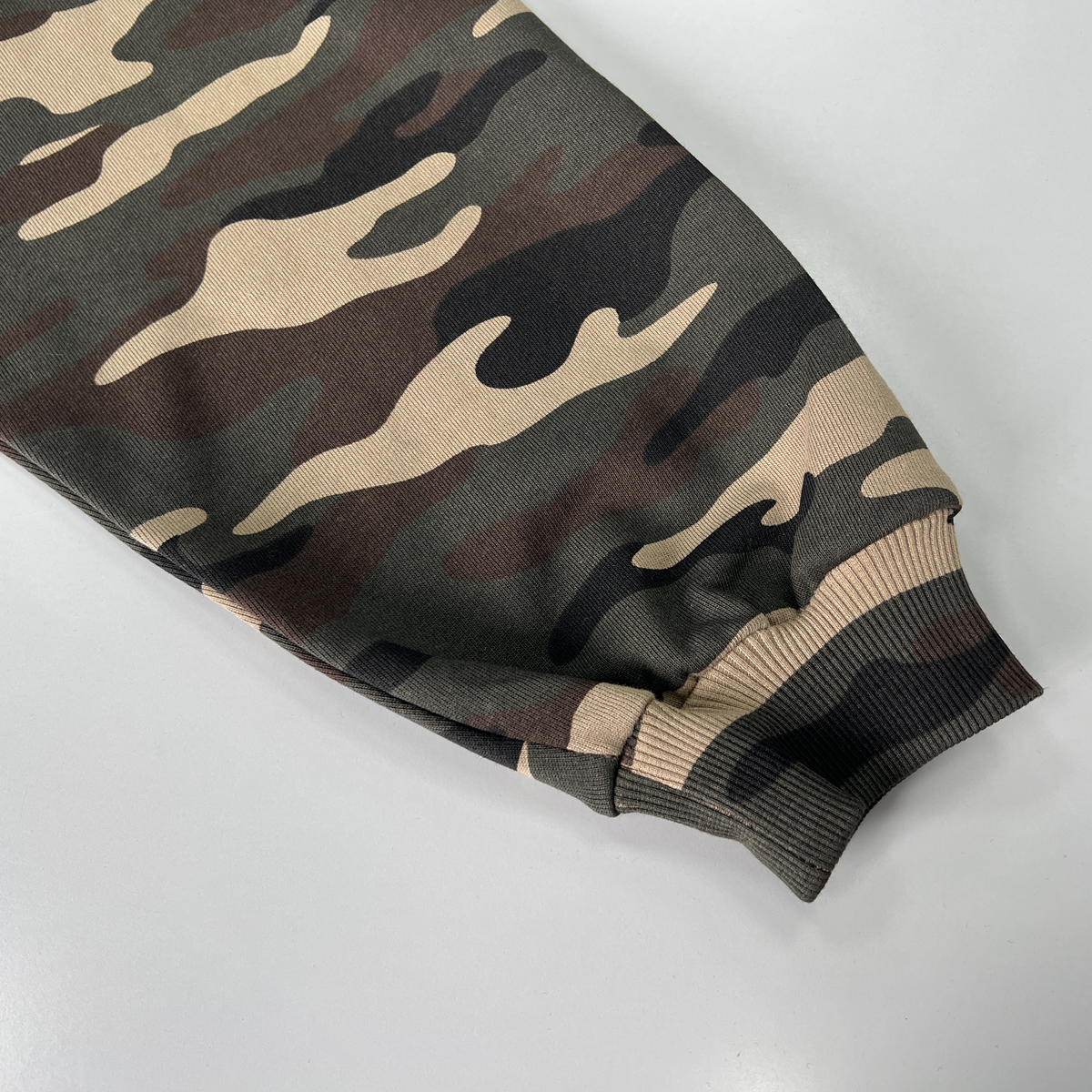 Heavyweight Camo Hoodie — 420GSM Oversized Drop-Shoulder | Craftklart