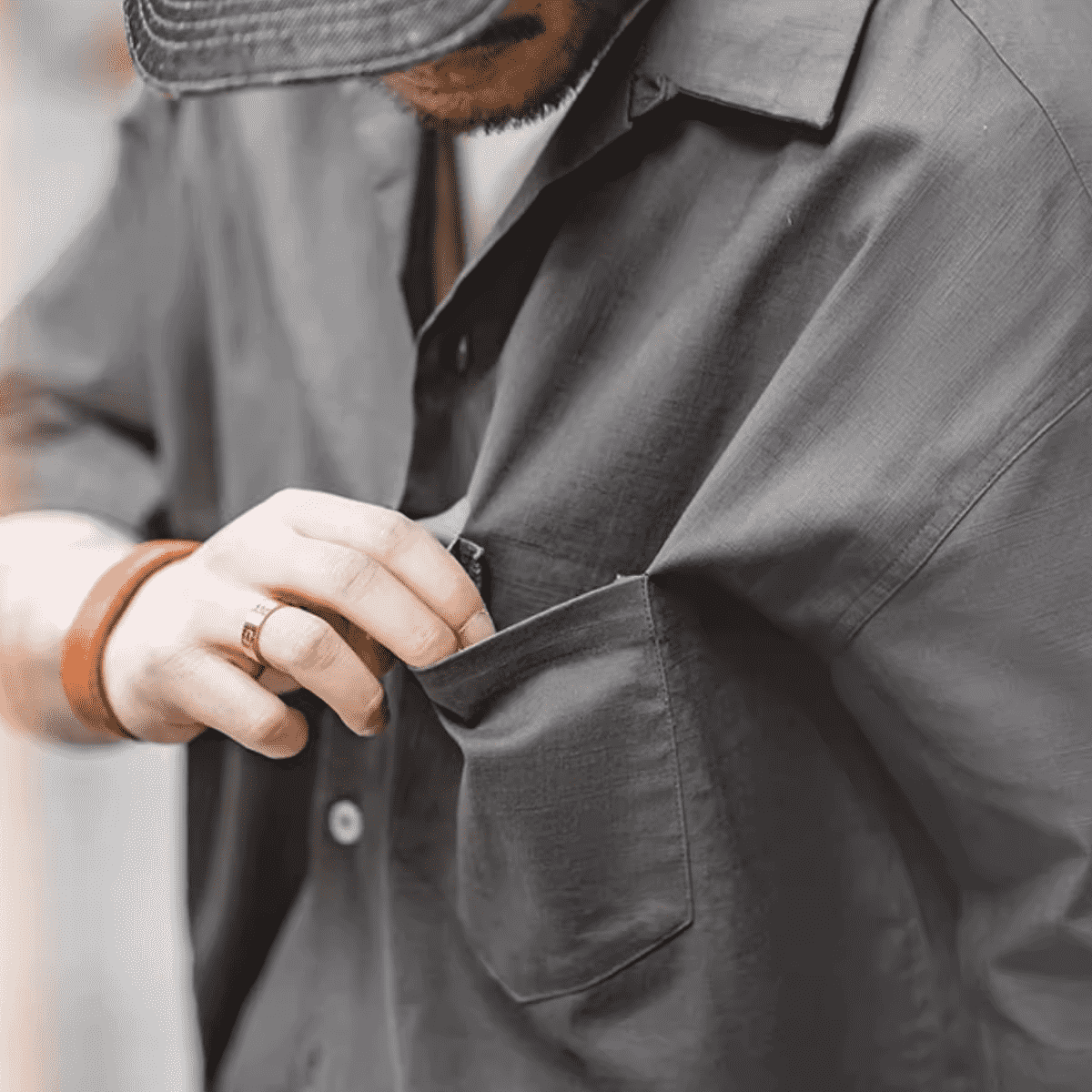 Urban Fashion & Streetwear Cuban collar short-sleeve shirt featuring a vibrant pattern, casual summer style, and lightweight fabric.
