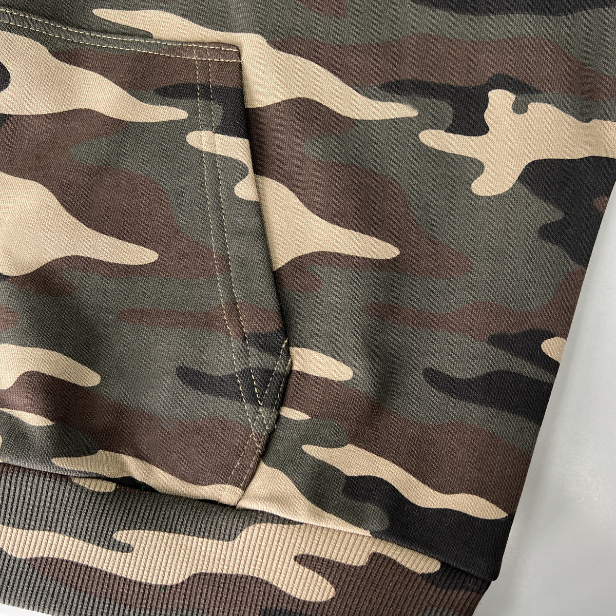 Heavyweight Camo Hoodie — 420GSM Oversized Drop-Shoulder | Craftklart