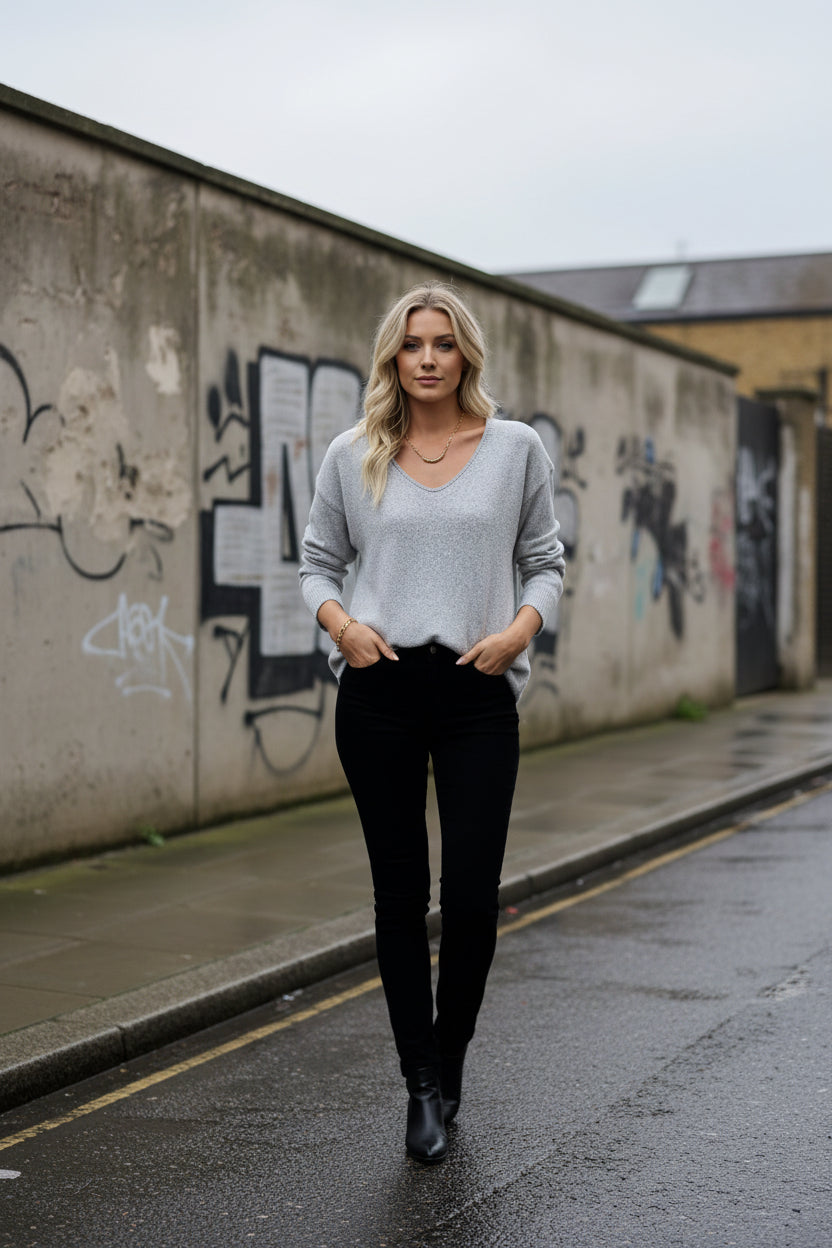 V-neck long sleeved sweater