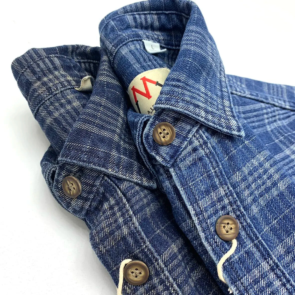 Craftklart washed plaid overshirt, casual shirt with a soft, faded plaid design, long sleeves, and button-up front.