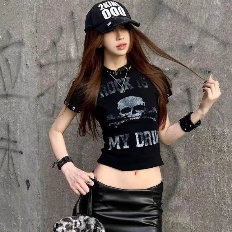 Black women's gothic skull print T-shirt by Craftklart with Y2K graphic design, slim fit, perfect for edgy fashion styles.