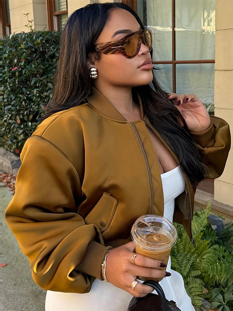 Craftklart loose short zip jacket for women, stylish streetwear outerwear with a casual fit and modern design.