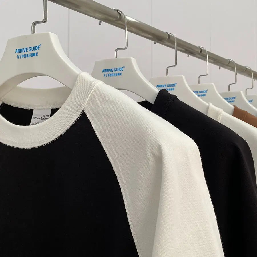 Color-blocked Craftklart Dropship oversized T-shirt in 300GSM fabric, worn with a relaxed, intentional style.