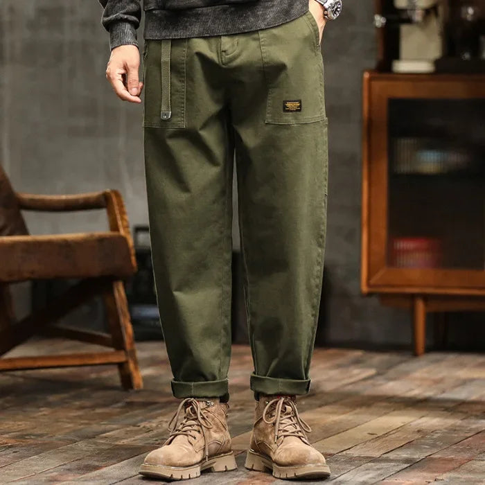 Craftklart men's cargo trousers in loose fit utility streetwear style, featuring multiple pockets and durable fabric.