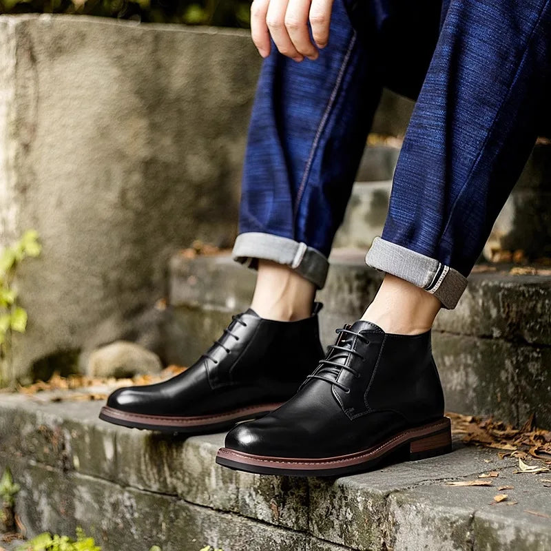 Autumn and winter men's boots, men's shoes, British style high top round toe short boots, genuine leather retro workwear boots