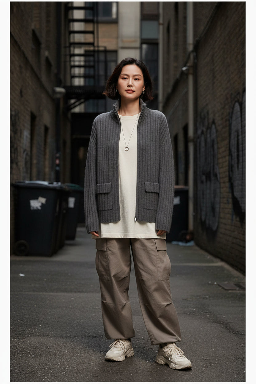 Craftklart oversized cashmere zip cardigan for women, heavyweight knit coat with a front zipper and cozy, luxurious texture.
