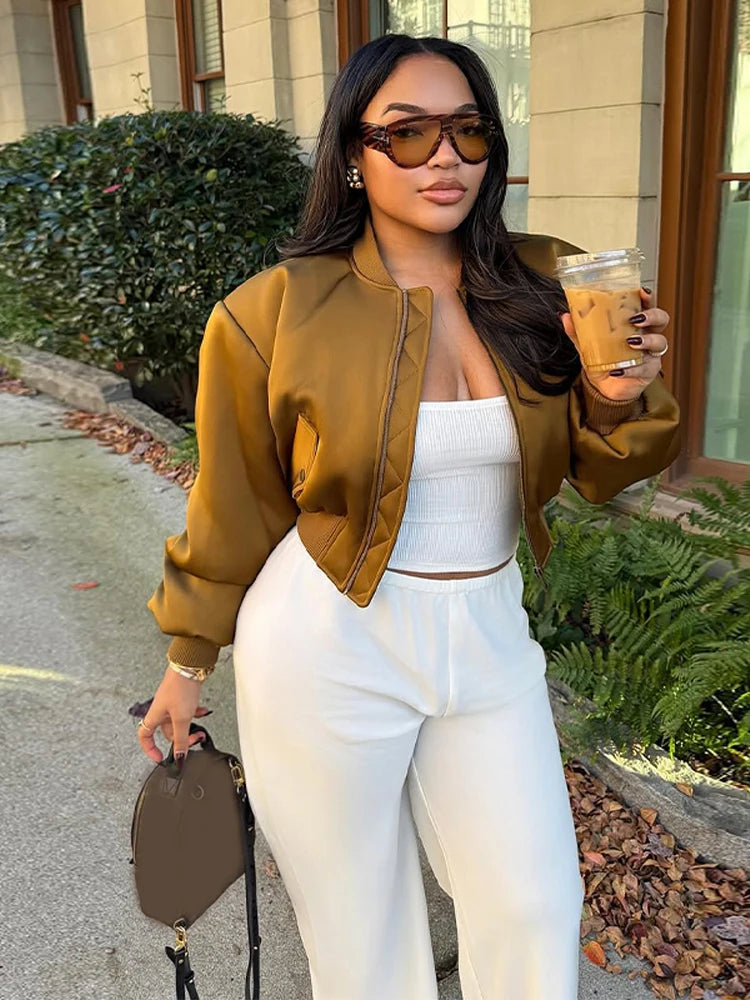 Women's Craftklart Loose Short Zip Jacket, streetwear outerwear with a relaxed fit and front zipper, stylish and casual.