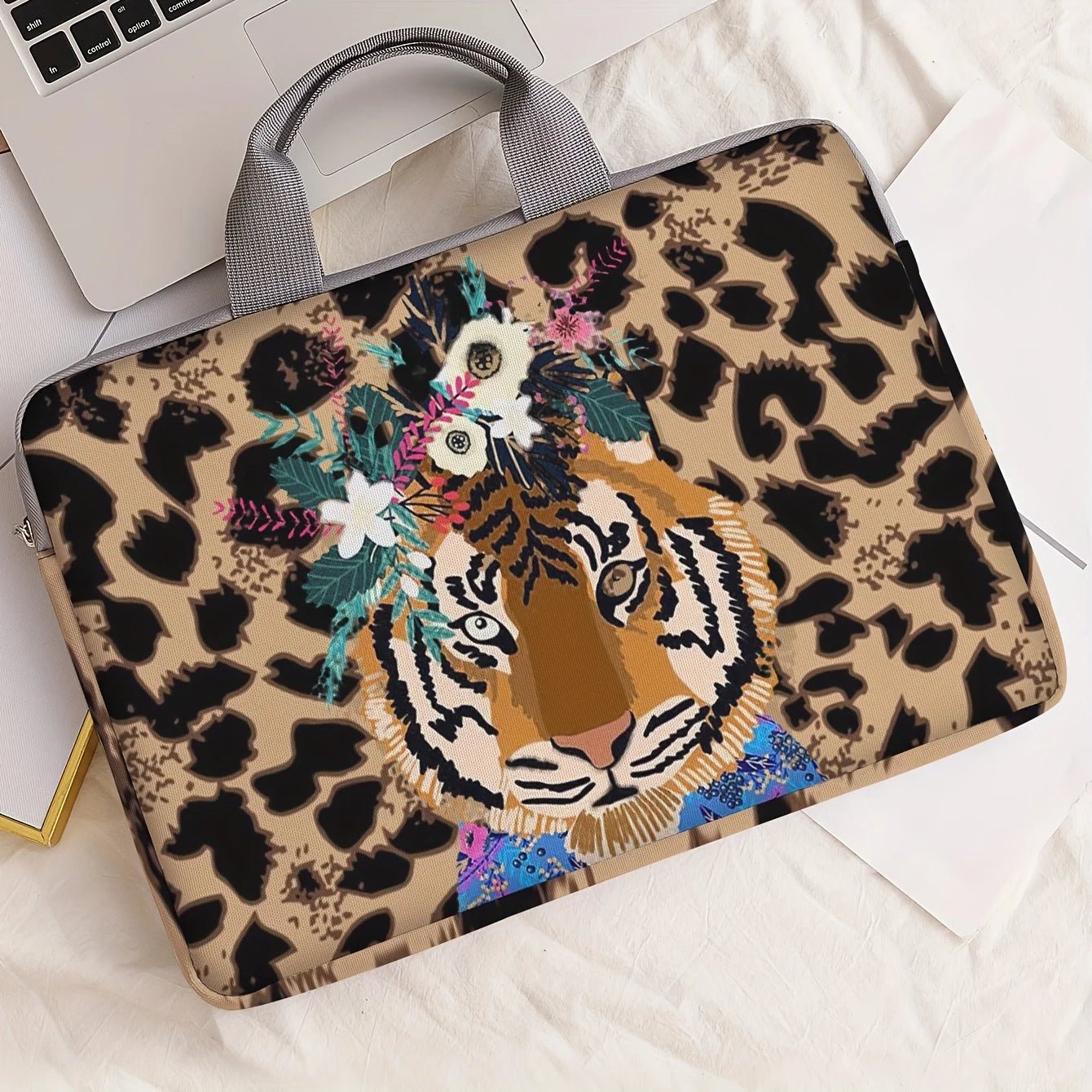 Tiger Patterned Laptop Bag Carries 14 inch laptops - Craftklart.store