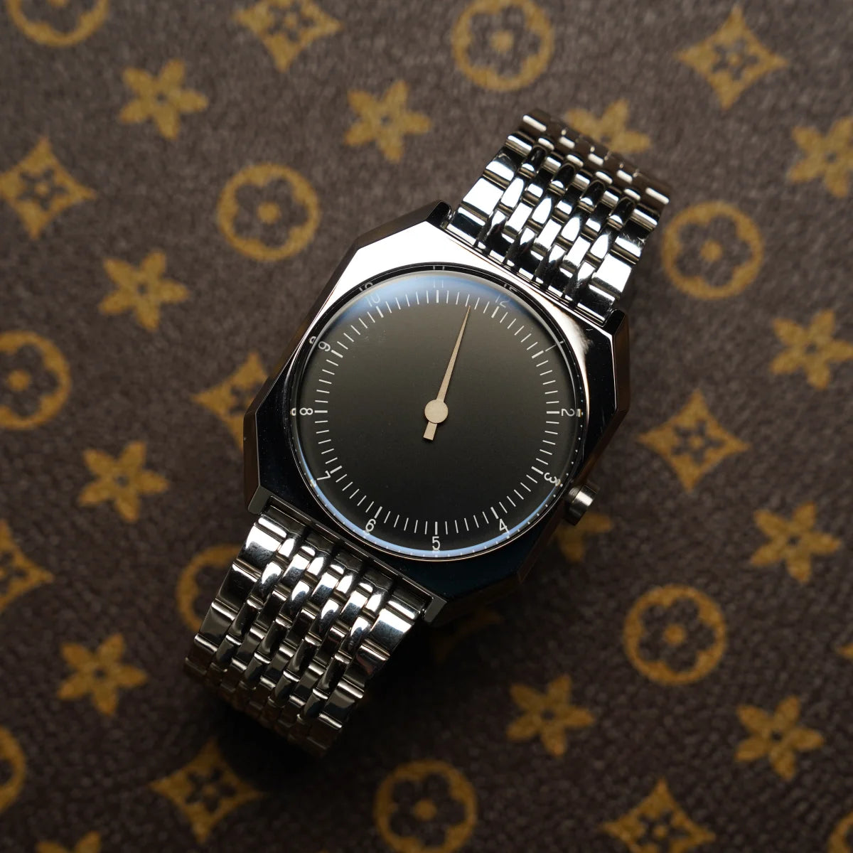 Vintage Craftklart Dropship Retro One Pointer Square Quartz Watch for men, featuring a minimalist square dial and classic design.