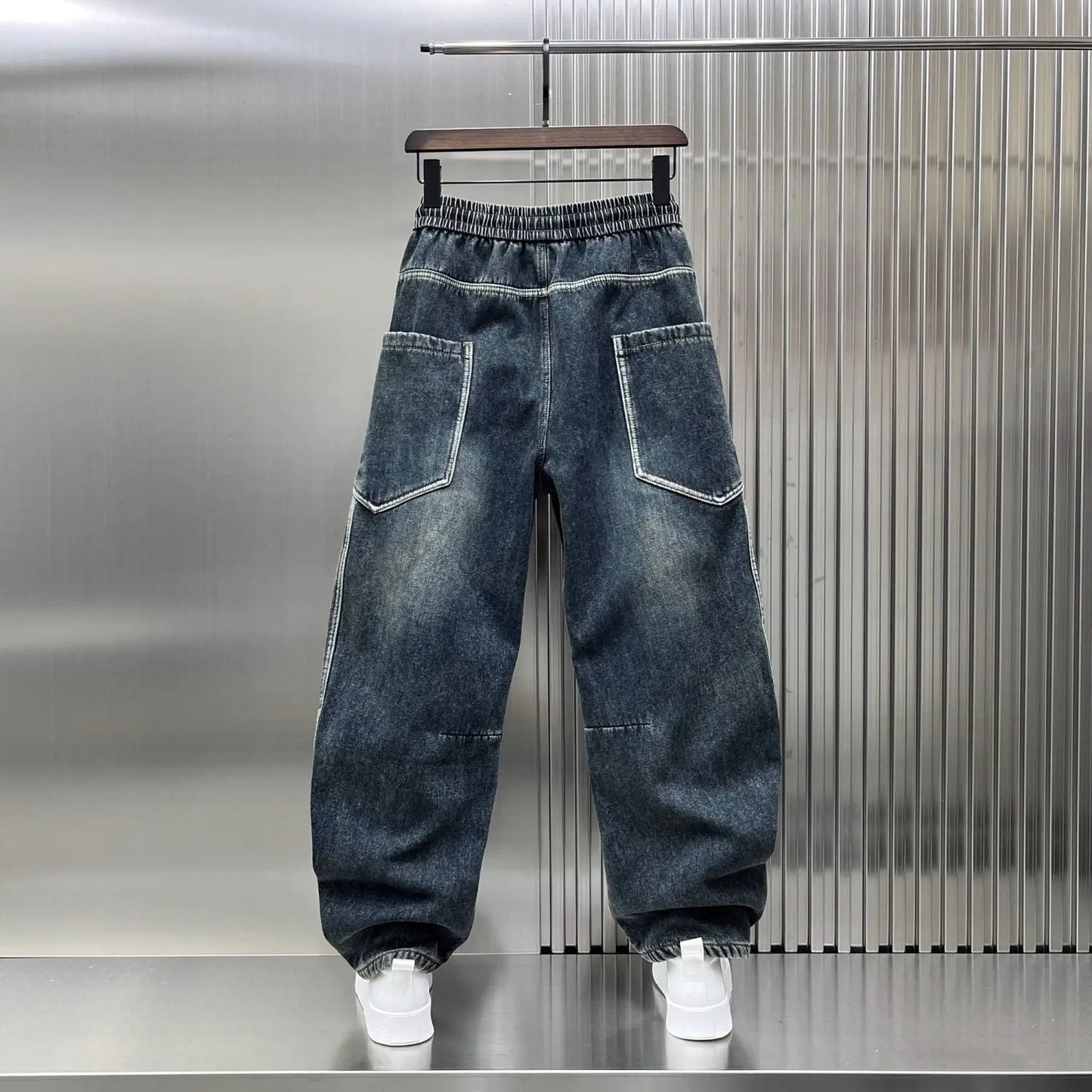 Craftklart men's wide-leg denim jeans with elastic waistband, stylish streetwear look, shown in the product image.