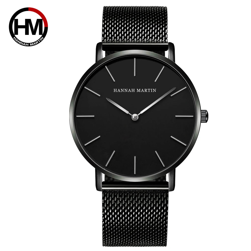 Minimal quartz watch with stainless steel band and sleek design from Craftklart, showcasing a modern, elegant timepiece.