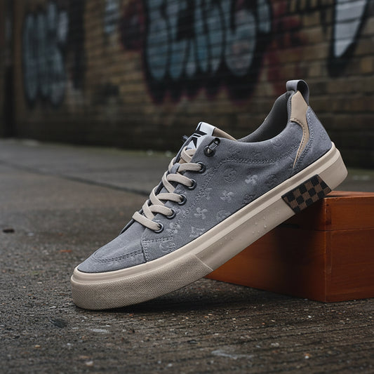 Craftklart Dropship canvas low-top sneaker showing white footwear with laces, ideal for everyday casual wear.