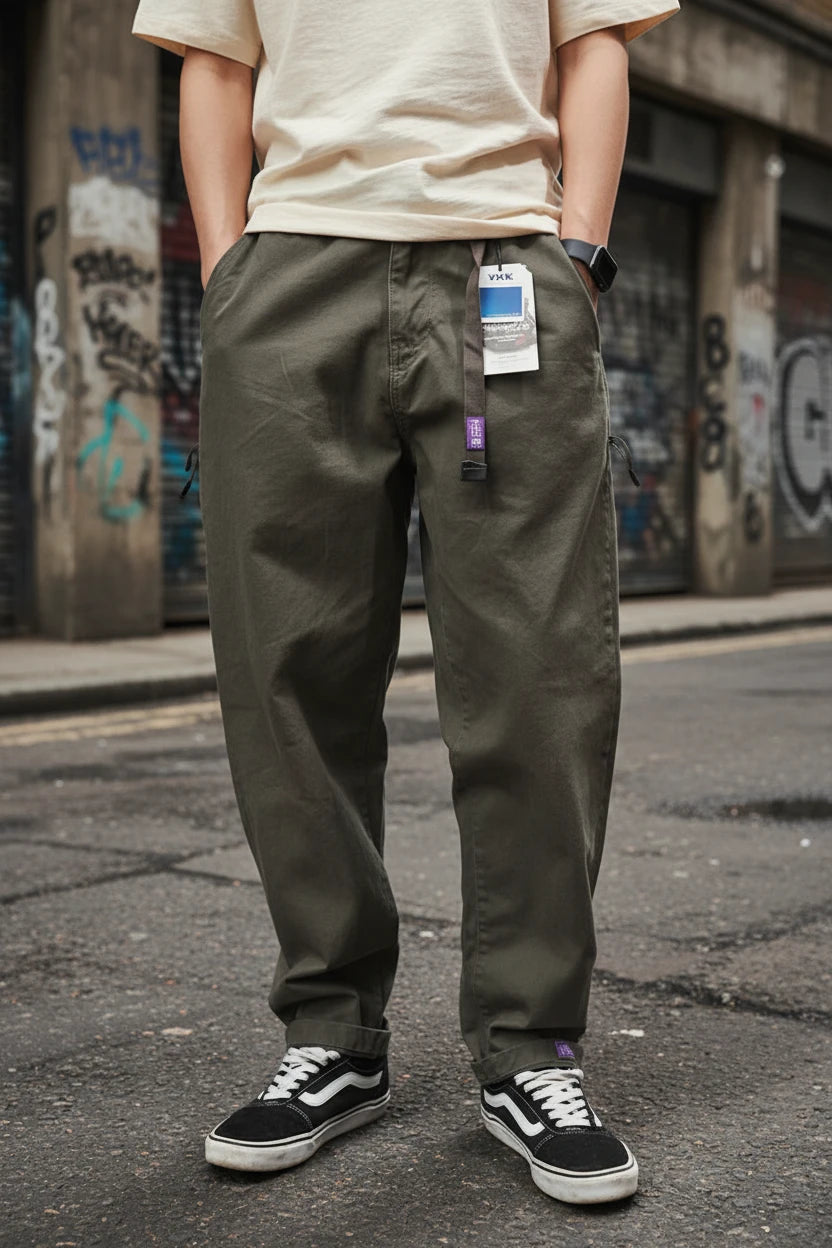 Gray men's cargo pants from Craftklart Dropship featuring a baggy tapered fit and streetwear style in cotton fabric.