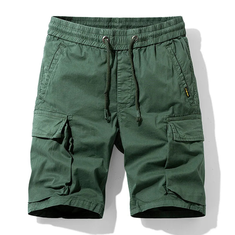 Men's khaki cotton cargo shorts with multiple pockets, quick-dry and breathable fabric, perfect for casual and outdoor wear.