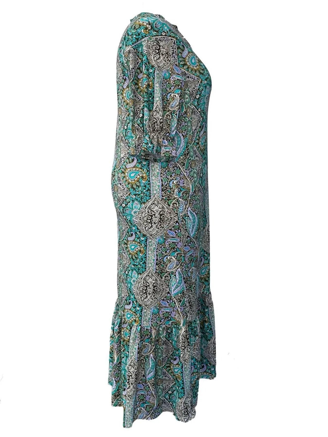 Bohemian Paisley Ruffle Hem Midi Dress – Plus Size | Minimalist Streetwear | Craftklart