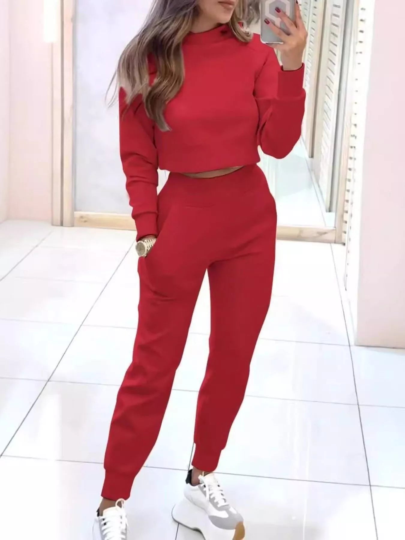 Women's Cropped Sweatshirt & Jogger Set – Casual Two-Piece Lounge Co-Ord | Minimalist Streetwear | Craftklart