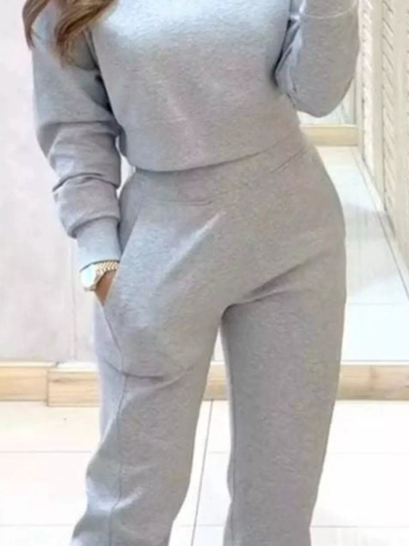 Women's Cropped Sweatshirt & Jogger Set – Casual Two-Piece Lounge Co-Ord | Minimalist Streetwear | Craftklart