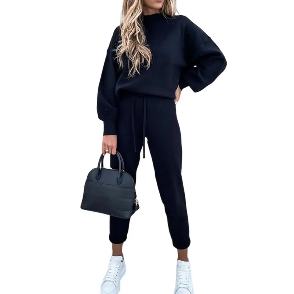 Navy blue women's activewear set with pullover hoodie and joggers from Urban Fashion & Streetwear by Craftklart, ideal for casual wear.