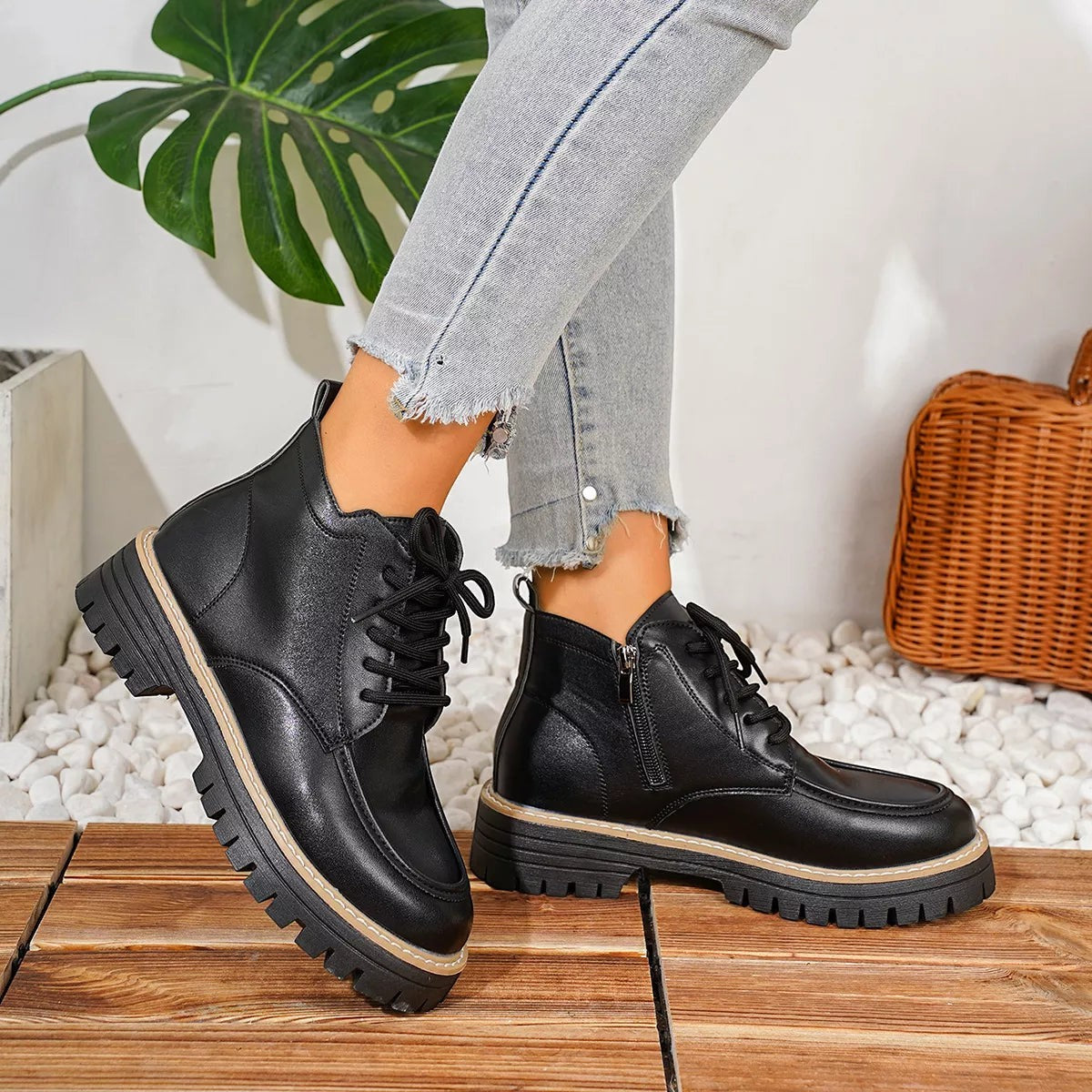 Urban Fashion & Streetwear | Craftklart black leather lace-up ankle boots with chunky lug soles and side zippers