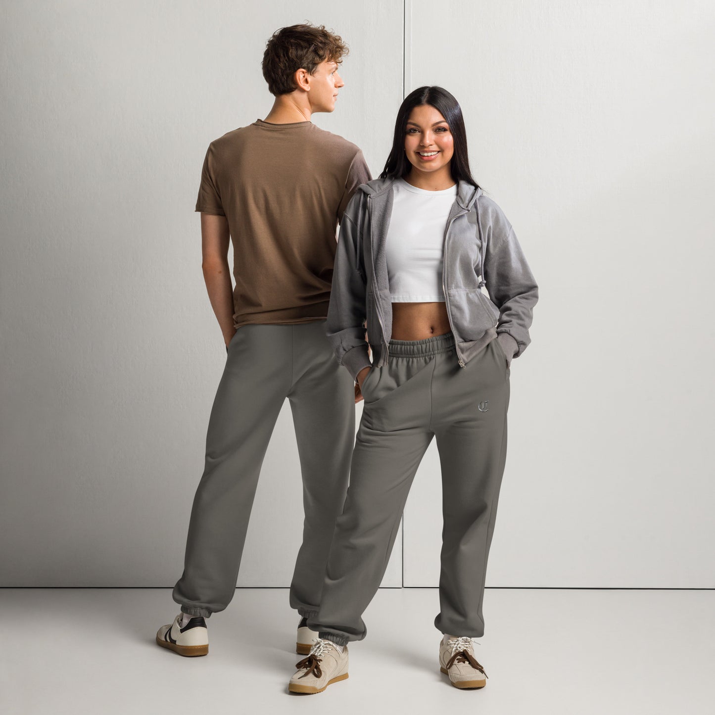 Black heavyweight CKL Urban Authority sweatpants with relaxed fit fleece joggers, featuring an urban streetwear style and comfortable design.