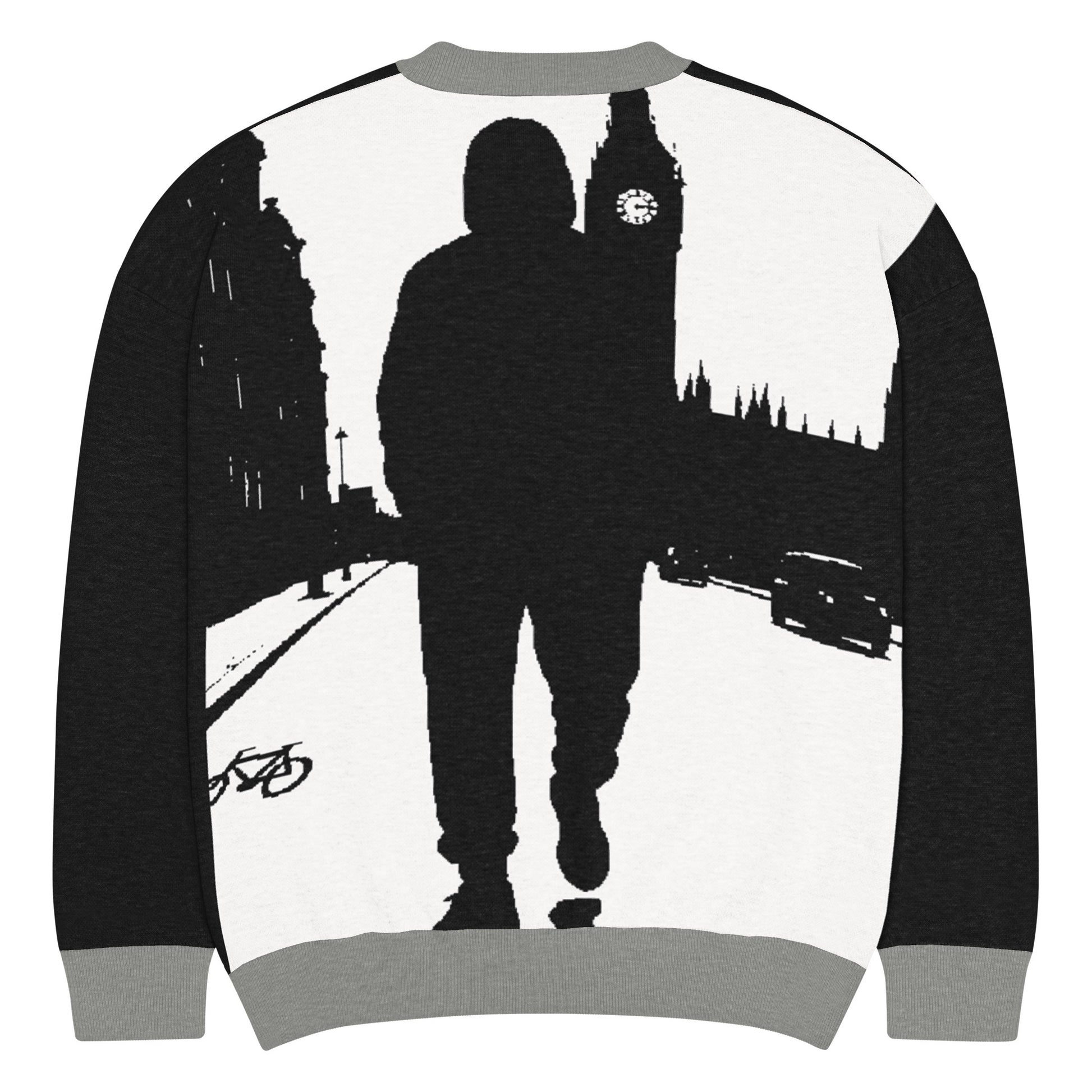 Urban Custom relaxed fit knitted crew neck sweater, casual jumper in cozy knit fabric, suitable for streetwear style.