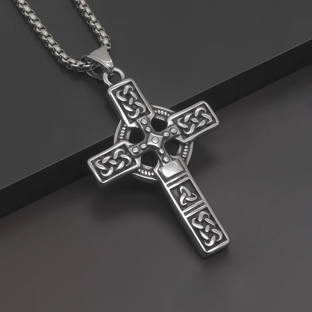 Silver Nordic Street stainless steel male necklace with a modern urban design, featuring bold, sleek chain links.