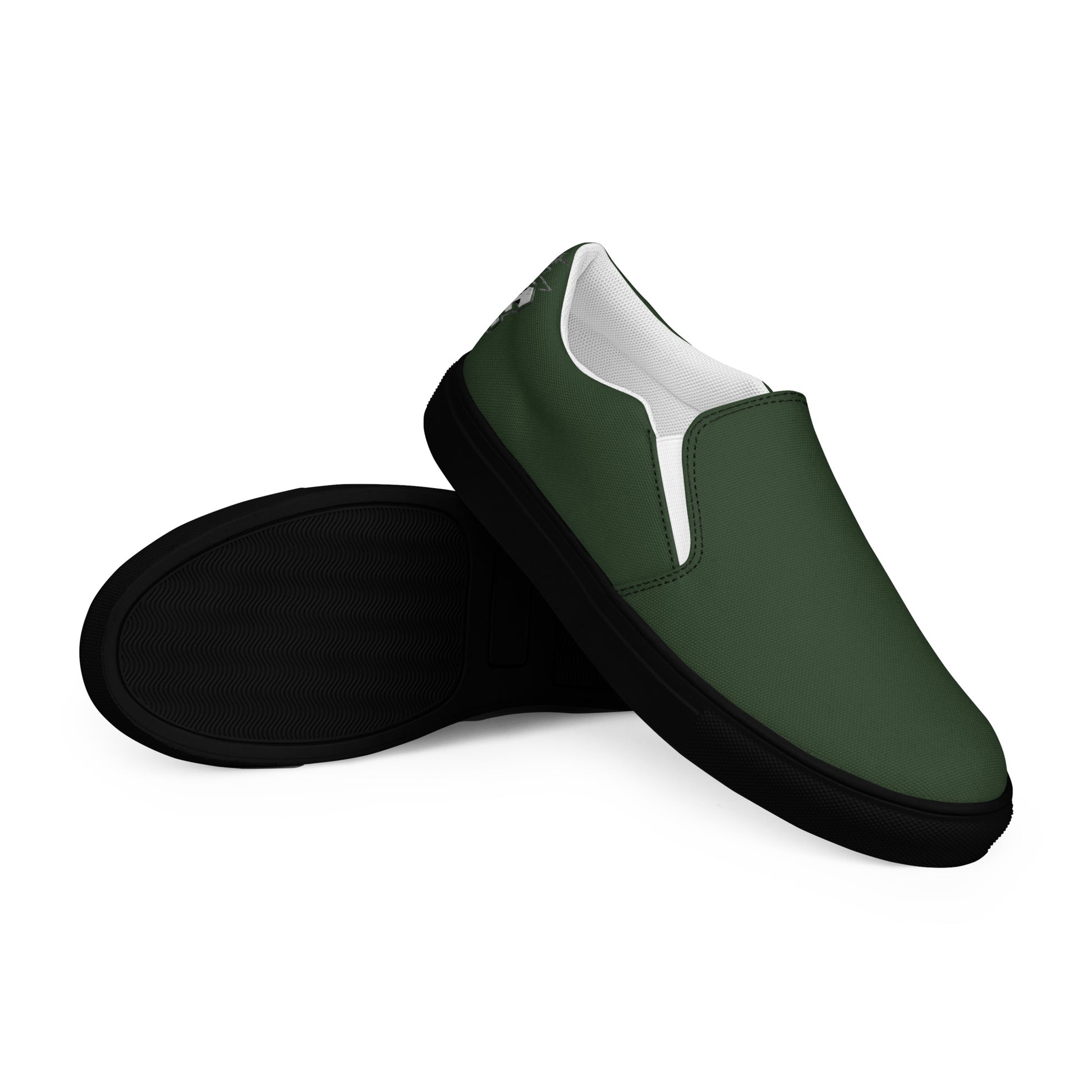 Men’s Urban Moss slip-on canvas shoes with a casual design, featuring breathable fabric and comfortable fit.