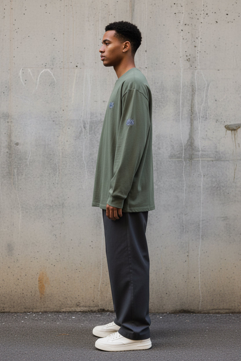 Black Urban Fashion & Streetwear sweatshirt featuring a premium heavyweight long sleeve shirt from Craftklart.